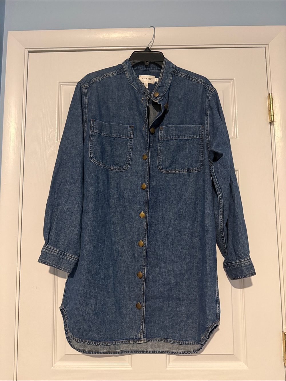 Frame Denim Longline Button-Front Jean Jacket in Medium Blue